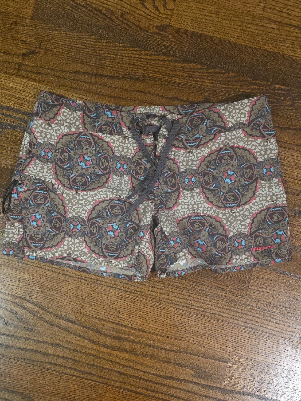 Patagonia Brown Patterned Women's Athletic Shorts